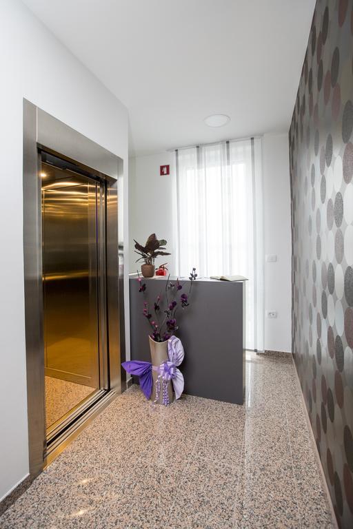 Apartma Grze بوستوينا المظهر الخارجي الصورة